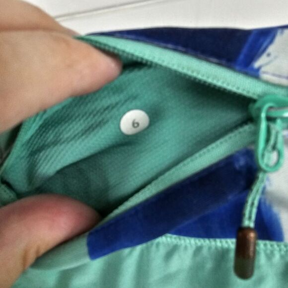 LULULEMON RUN: SPEED SHORT MENTHOL BRUSH HARBOR BLUE MENTHOL SIZE 6 - Picture 8 of 9
